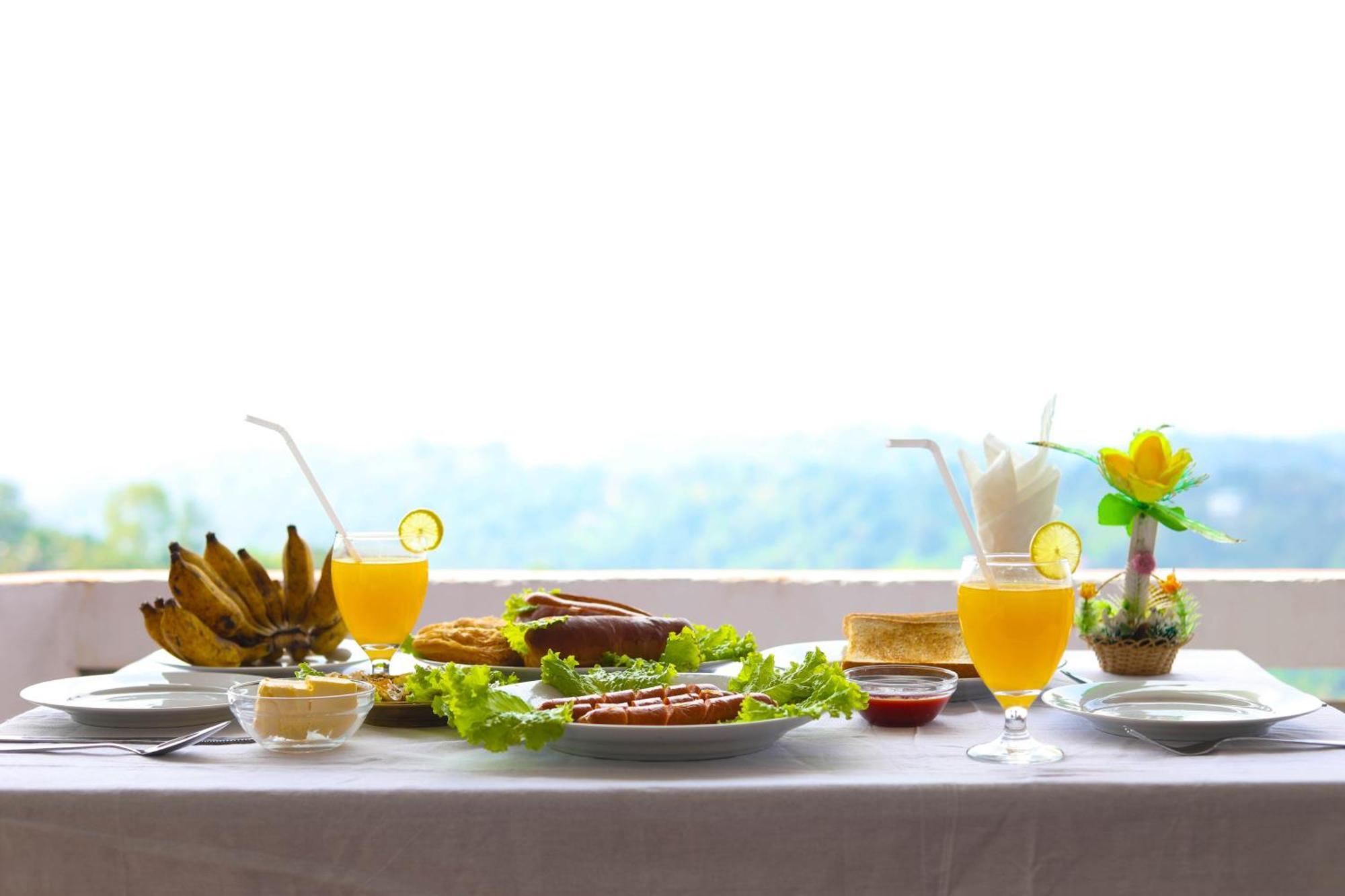 Mountain Bliss Villa เปราเดนิยา ภายนอก รูปภาพ